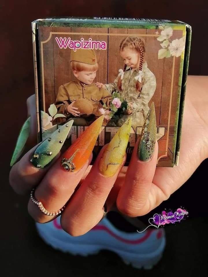 Colección de acrílicos Military Wapizima